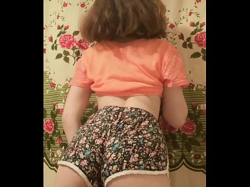 ❤️ Sexig ung babe som strippar av sig sina shorts inför kameran ❌ Just porr at sv.doujin-sexy.ru